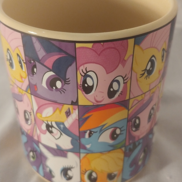 My little pony tea mug. - Picture 3 of 5
